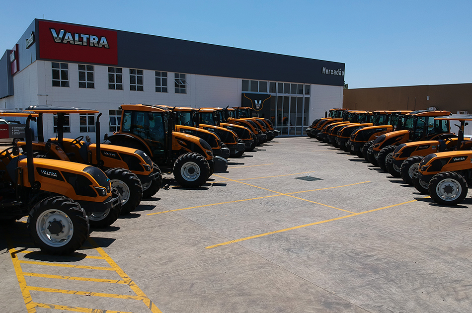 VALTRA-Inauguracao_Concessionaria_Mercadao_S_Jose_Rio_Preto9.jpg